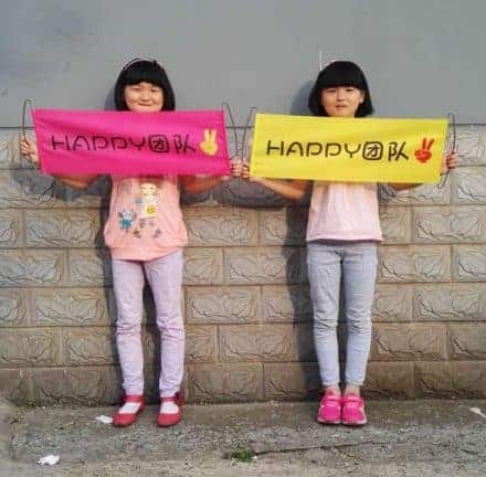 hand flag pull up banner advertising scroll (10)