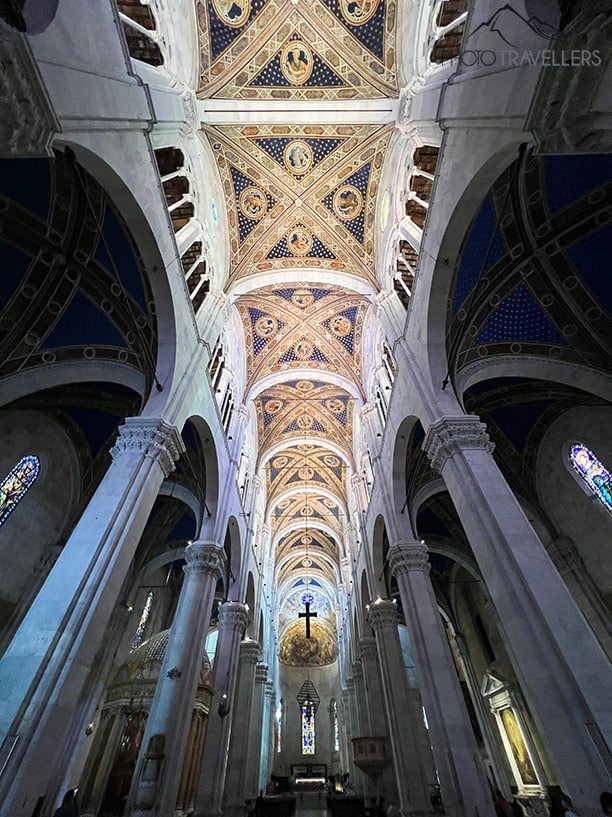 Im Inneren der Cattedrale di San Martino in Lucca