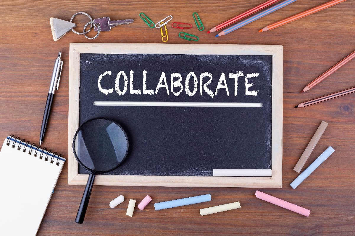 how to start a travel blog