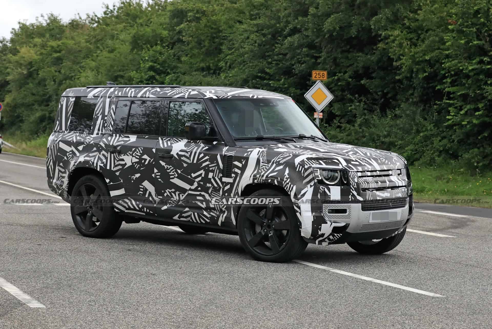 2023 Land Rover Defender 130