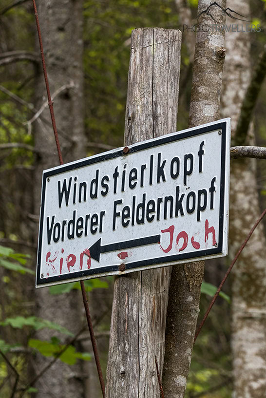 Wegweiser zum Kienjoch
