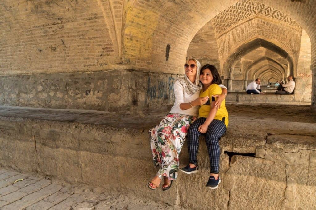 pod mostem w isfahanie