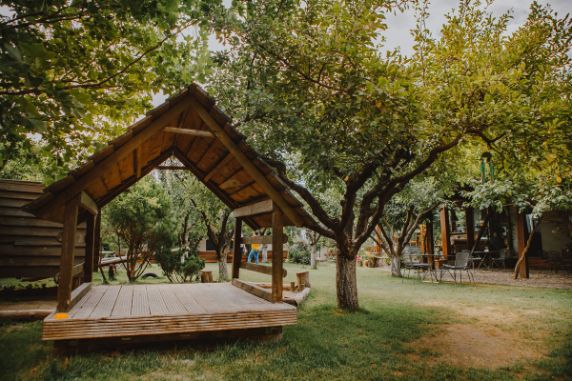 curte foisor Prajituresele Locuri de Petreceri in Aer Liber pentru Copii Bucuresti