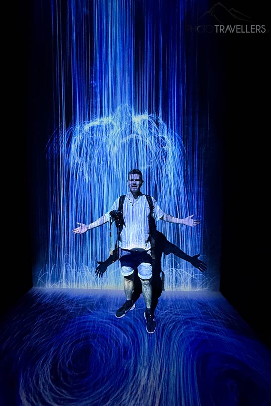 Reiseblogger Florian Westermann im teamLab Planets in Tokio