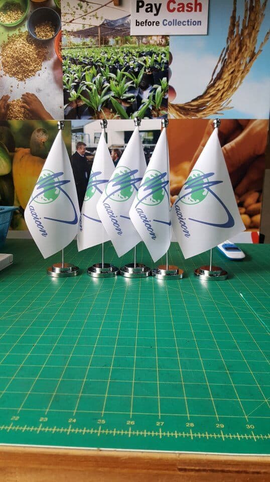 Metal Table flag