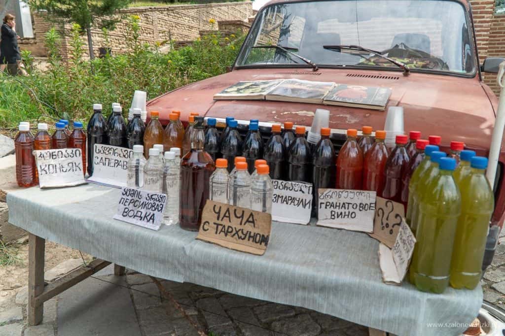 ryneczek o poranku w sighnaghi