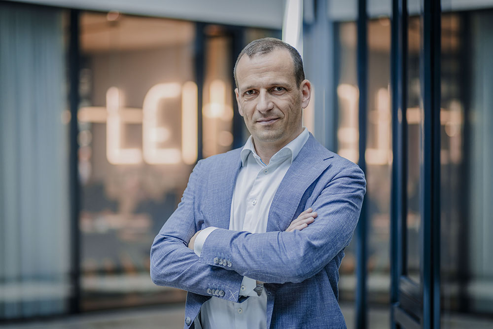 DMG-Mori-Finance-Referenz-Portrait_O8A9934