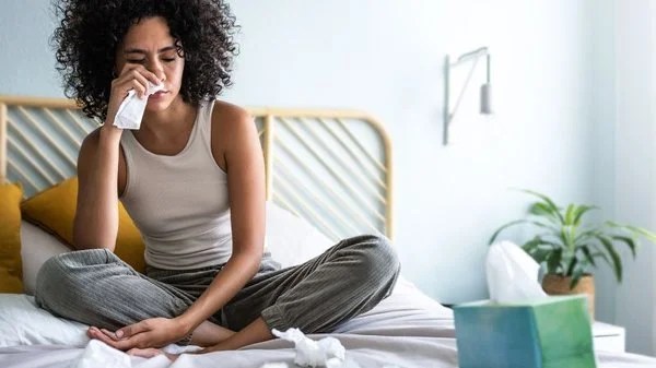 New COVID Variant ‘Razor Blade Throat’ Discovered: What to Know - Thumbnail