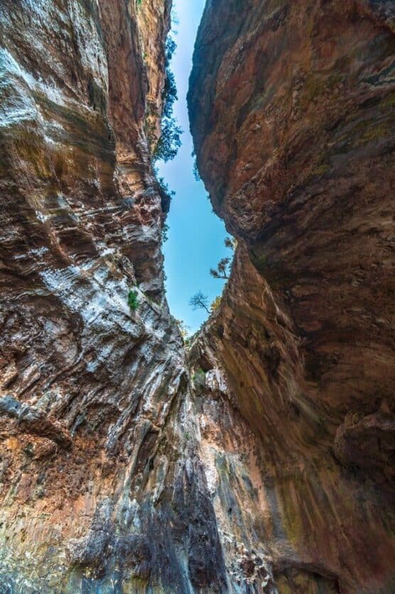 sardynia - groty i klify orosei