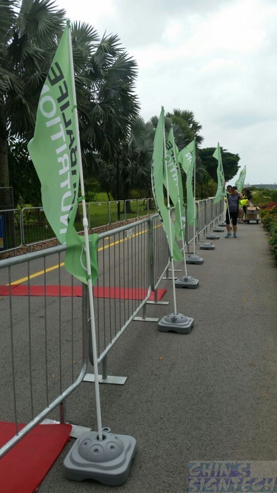 wrong setup on 3m water base flag pole with