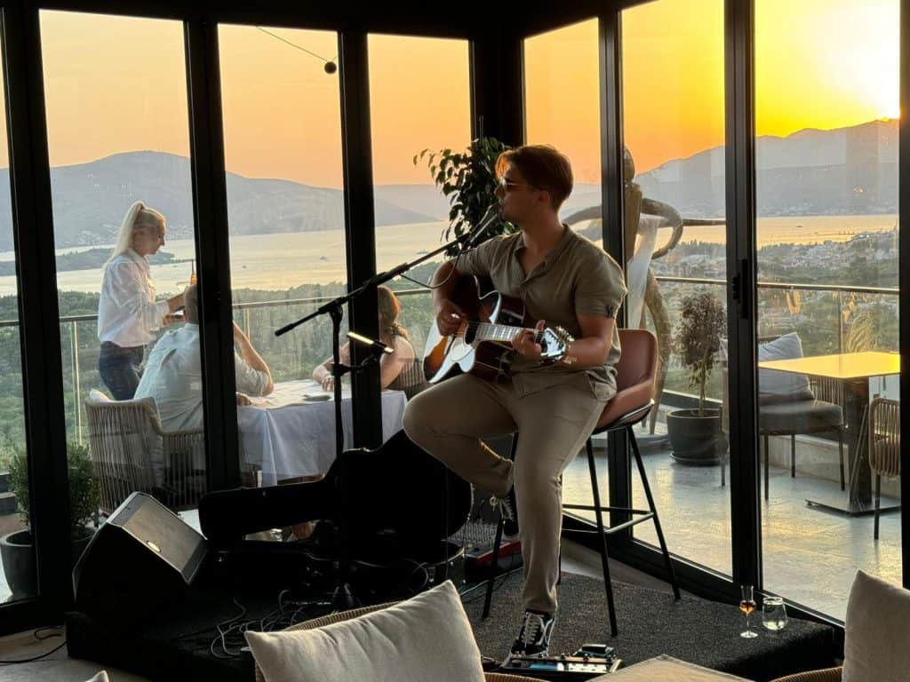 Cielo Restaurant 1 Cielo Restaurant ciello restaurant music bar tivat