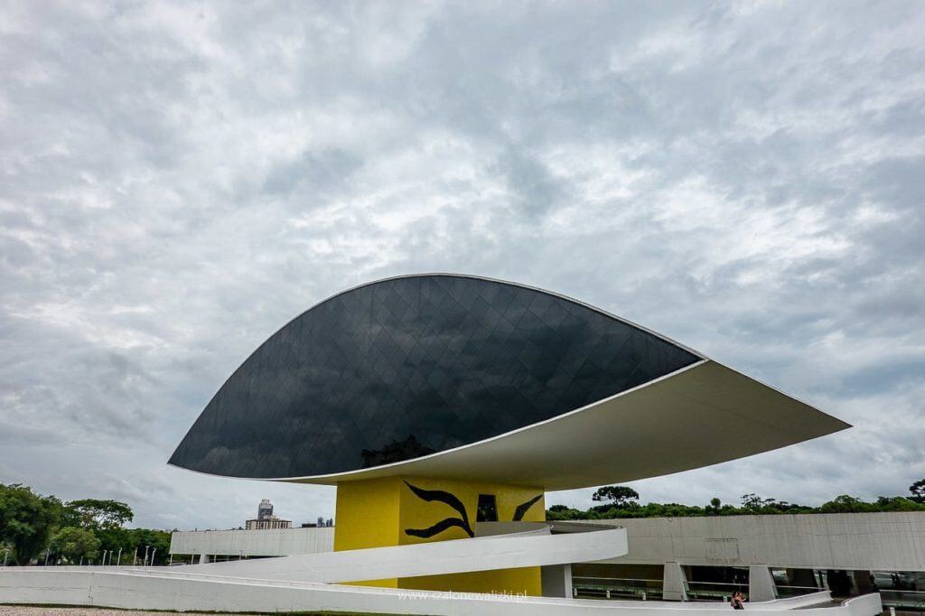 muzeum oscara niemeyera