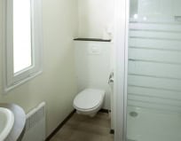 Lodge Taos mit zweitem Bad klein mit Dusche und Toilette