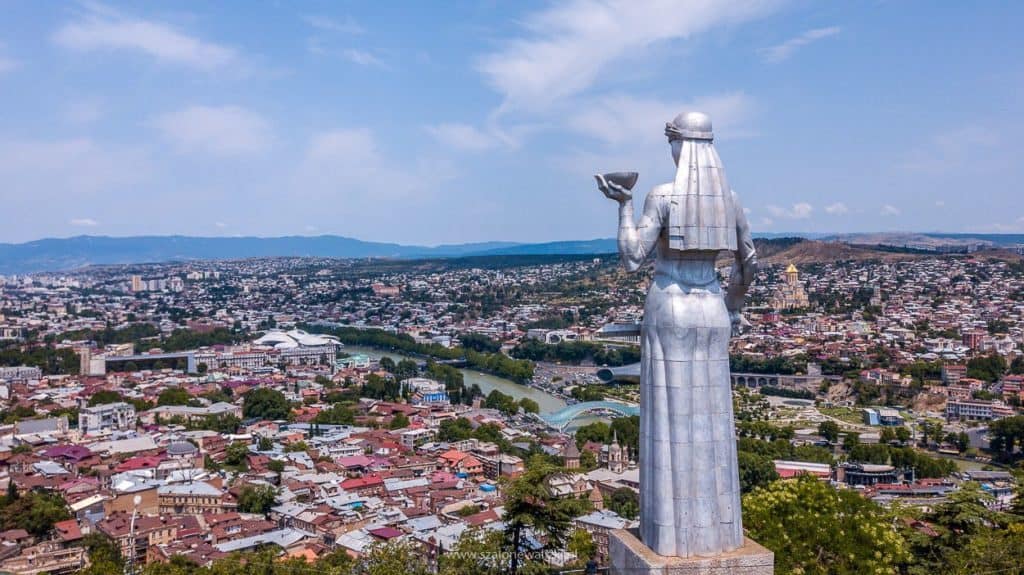 pomnik matki gruzji