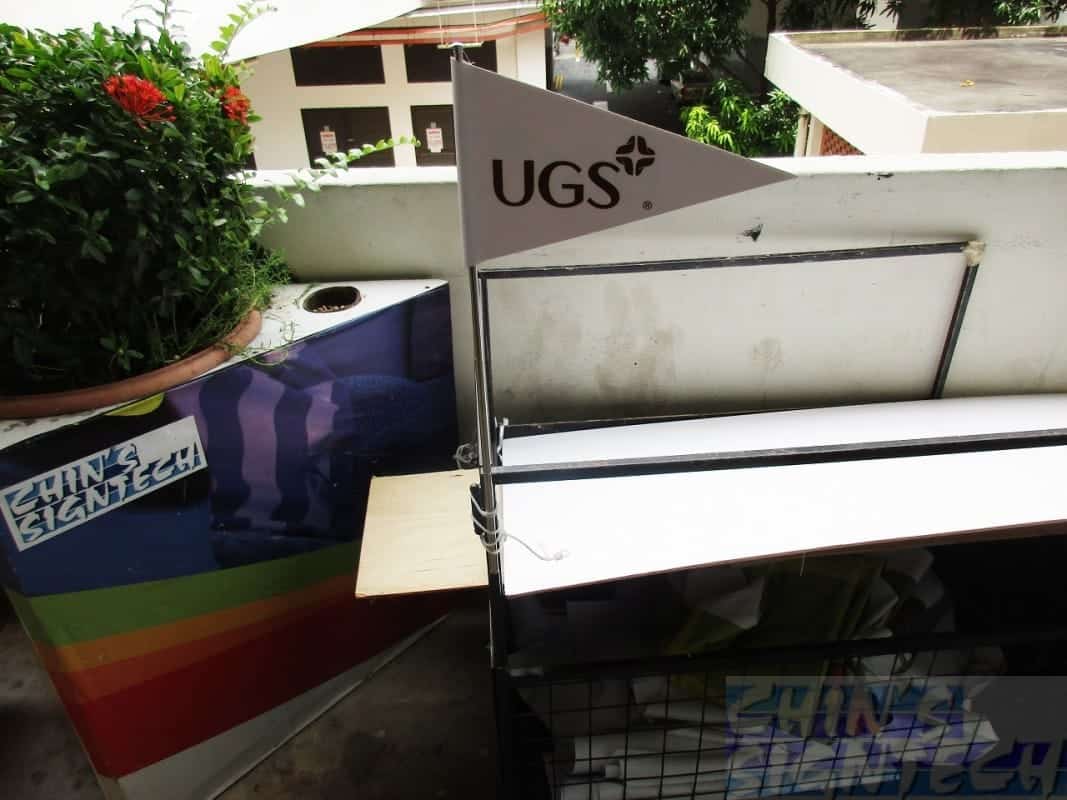 Telescopic tour guide pole - double sided printing