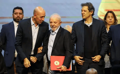 Governo prepara medida para oferecer crédito barato ao trabalhador 5 image 39