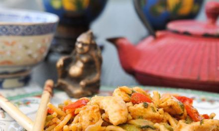 Nouilles sautées au poulet
