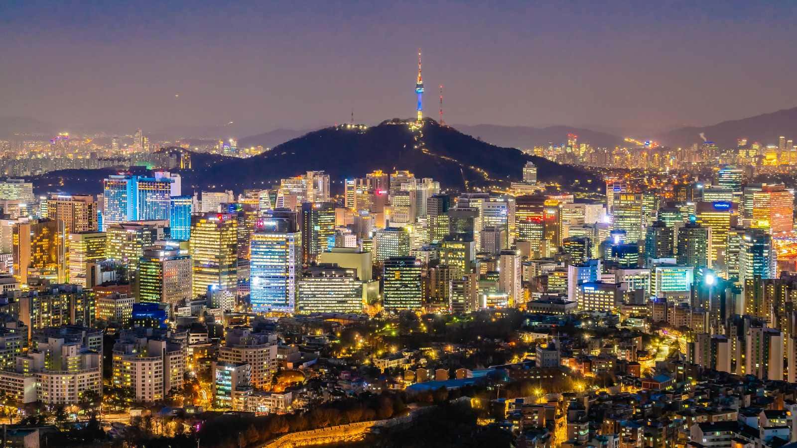 12 Destinations Where Tipping Is Actually Unwelcome