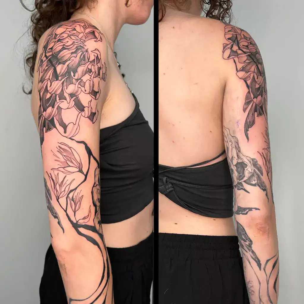 Fineline Whip Shading Tattoo einer Chrysantheme