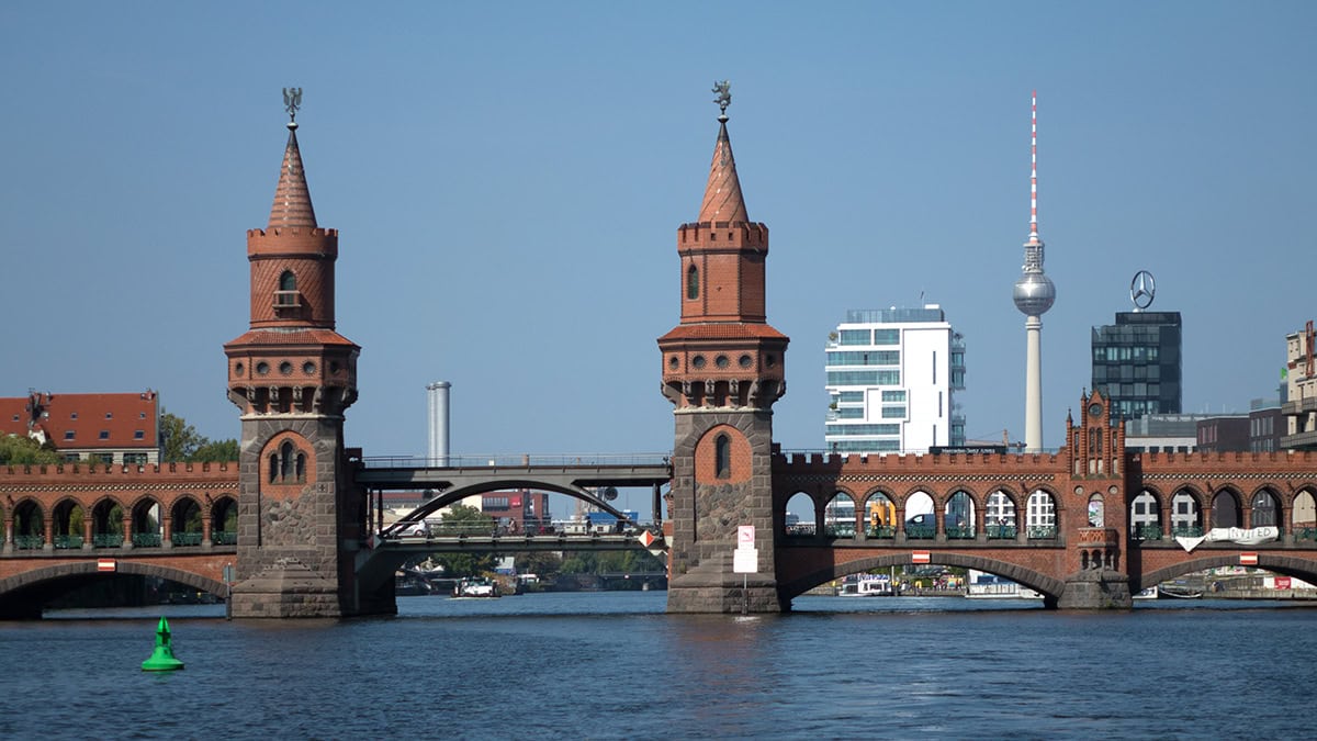 Spreefahrten Berlin Friedrichstraße - Oberbaumbrücke Spreefahrten Berlin Friedrichstraße - Oberbaumbrücke