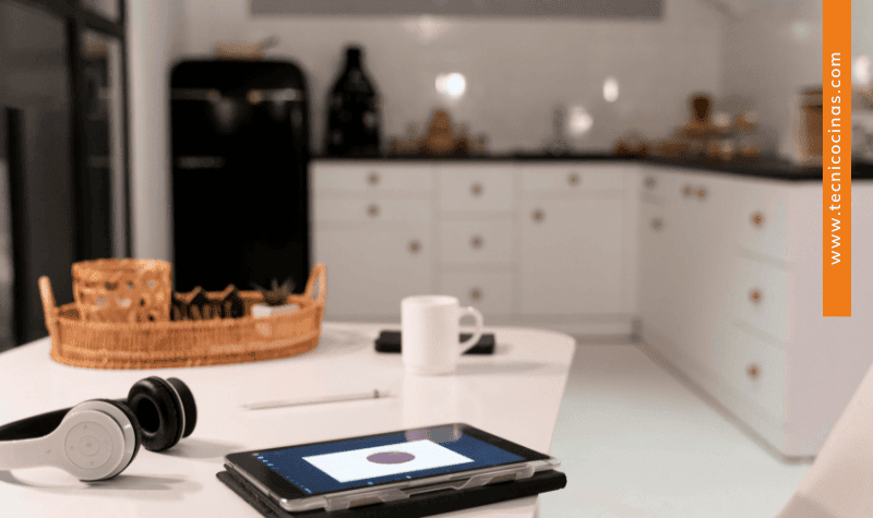 Sistema de iluminación inteligente para cocina integral