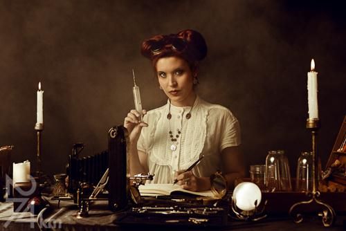 El Costurero Real - Decimononic Steampunk fine jewelry II Maratón de Fotos El Costurero Real (1) - Foto de Gala Martinez - Joyería fina de Decimononic