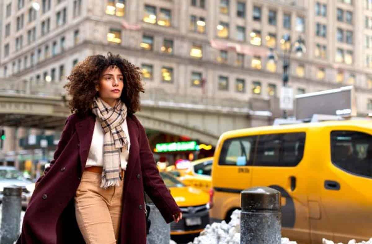 How Can I Experience New York's Nightlife Scene? How Can I Experience New York's Nightlife Scene? - Limousine Services NYC