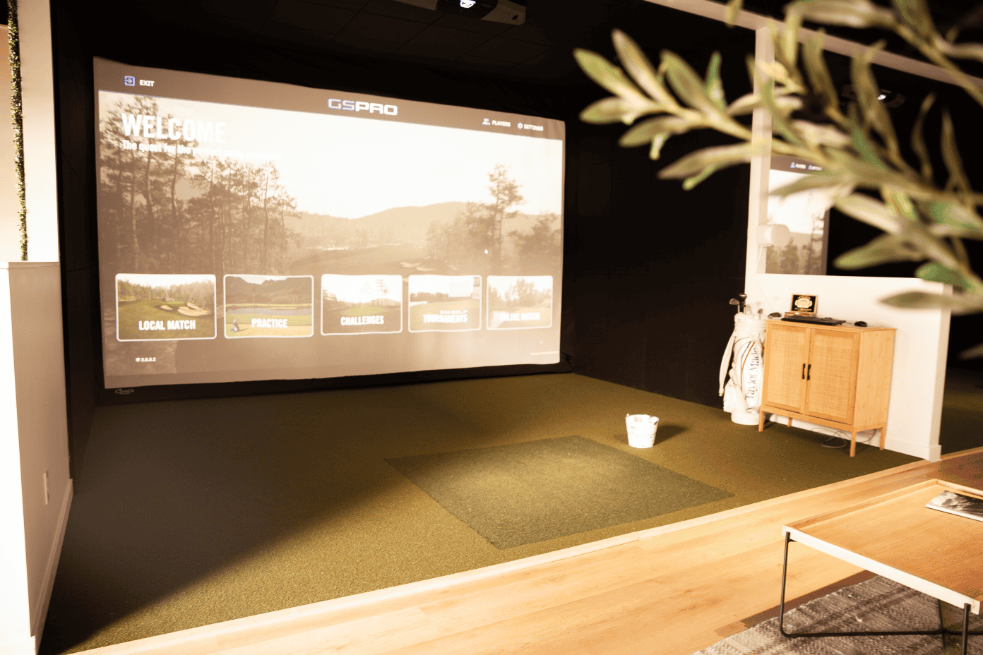 Blades Golf Lounge interior simulator bay