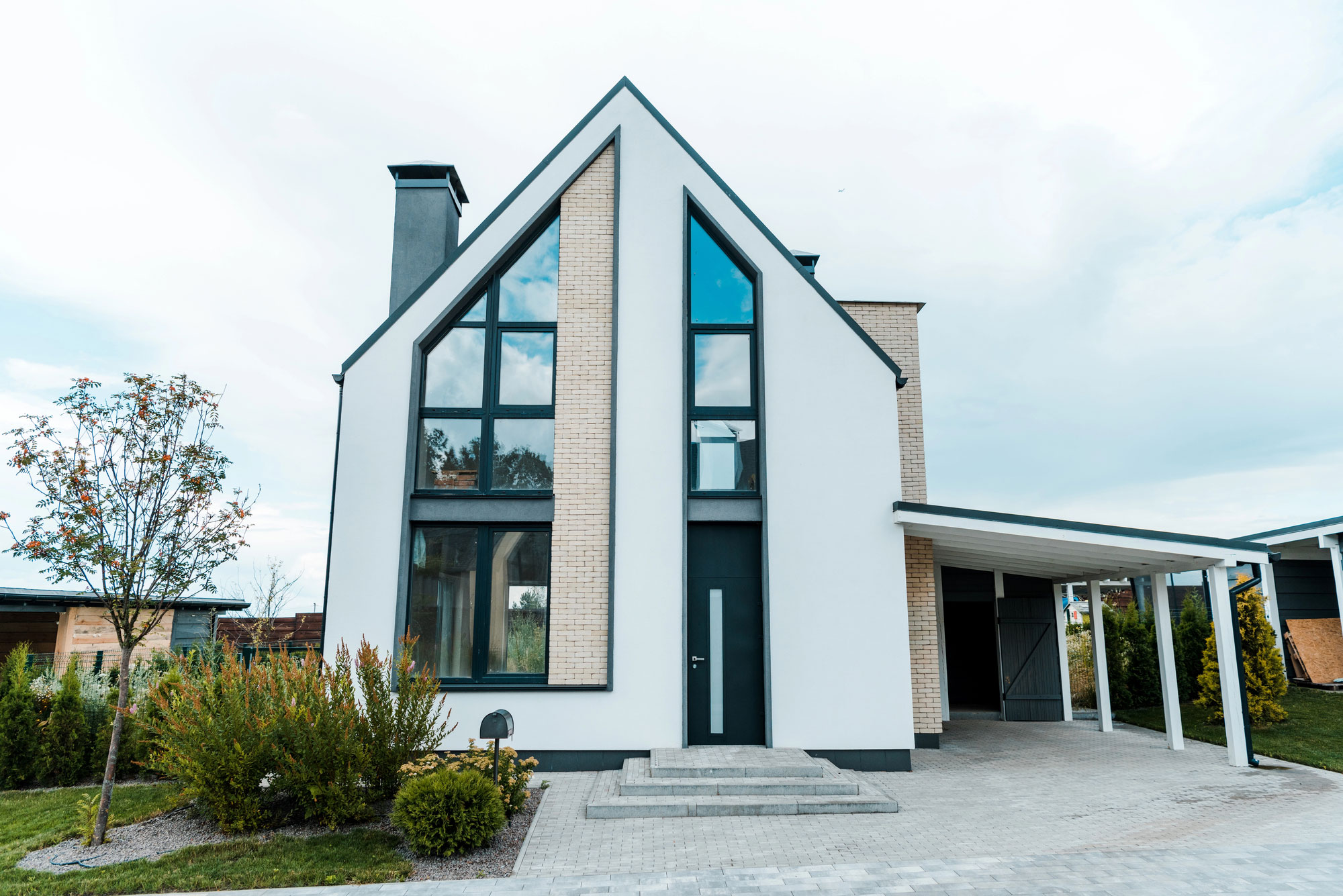 Klimaanpassung am Haus: So machen Sie Ihr Eigenheim fit für Hitze und Starkregen klimaanpassung