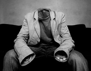 feeling invisible, I feel invisible, feeling invisible at work, why do I feel invisible, no one listens to me, why does no one listen to me