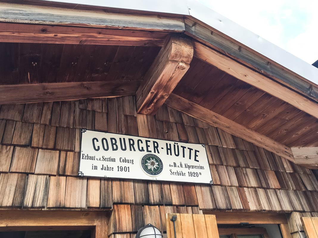 Das Schild der Coburger Hütte