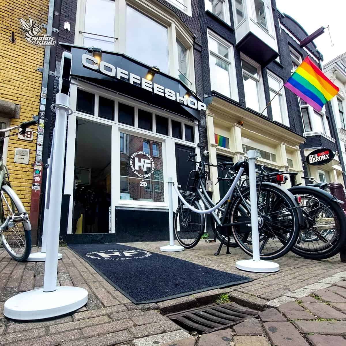 Amsterdam - Happy Feelings - New 2d Experience Outside