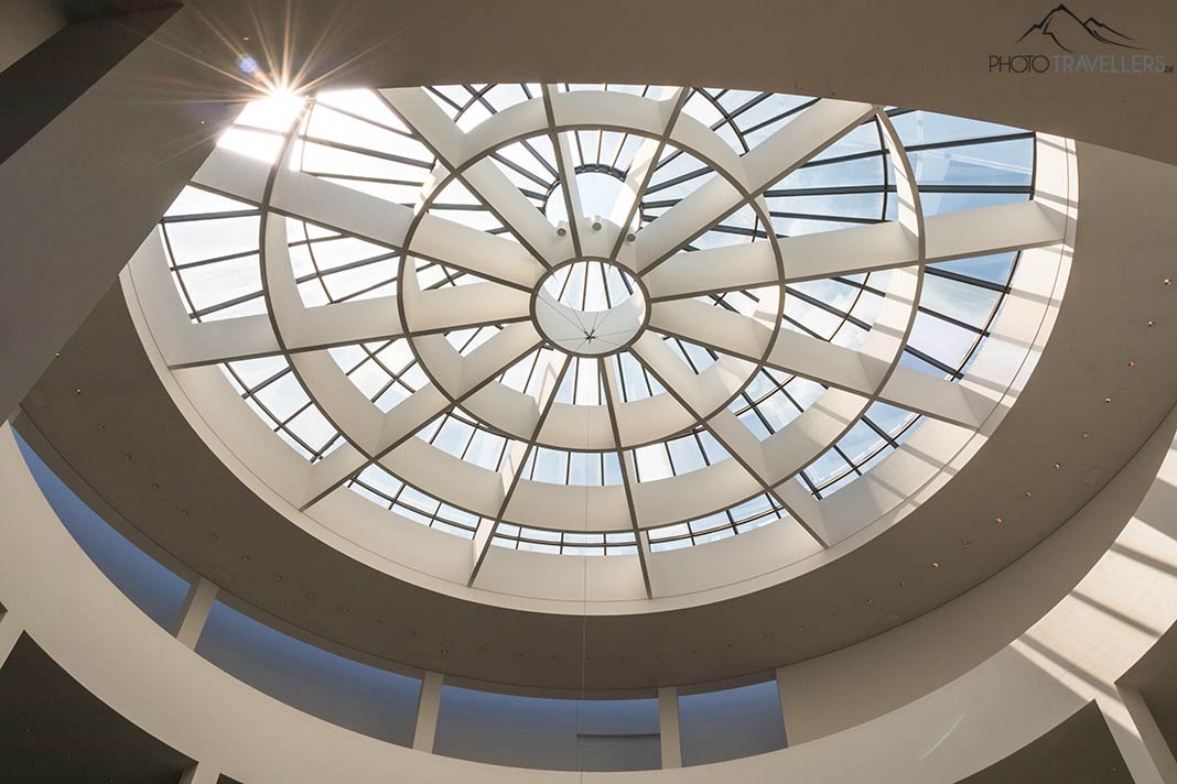 Die Decke in der Neuen Pinakothek