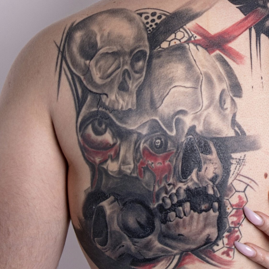 Skull Shoulder Tattoos That Rock Men’s Style