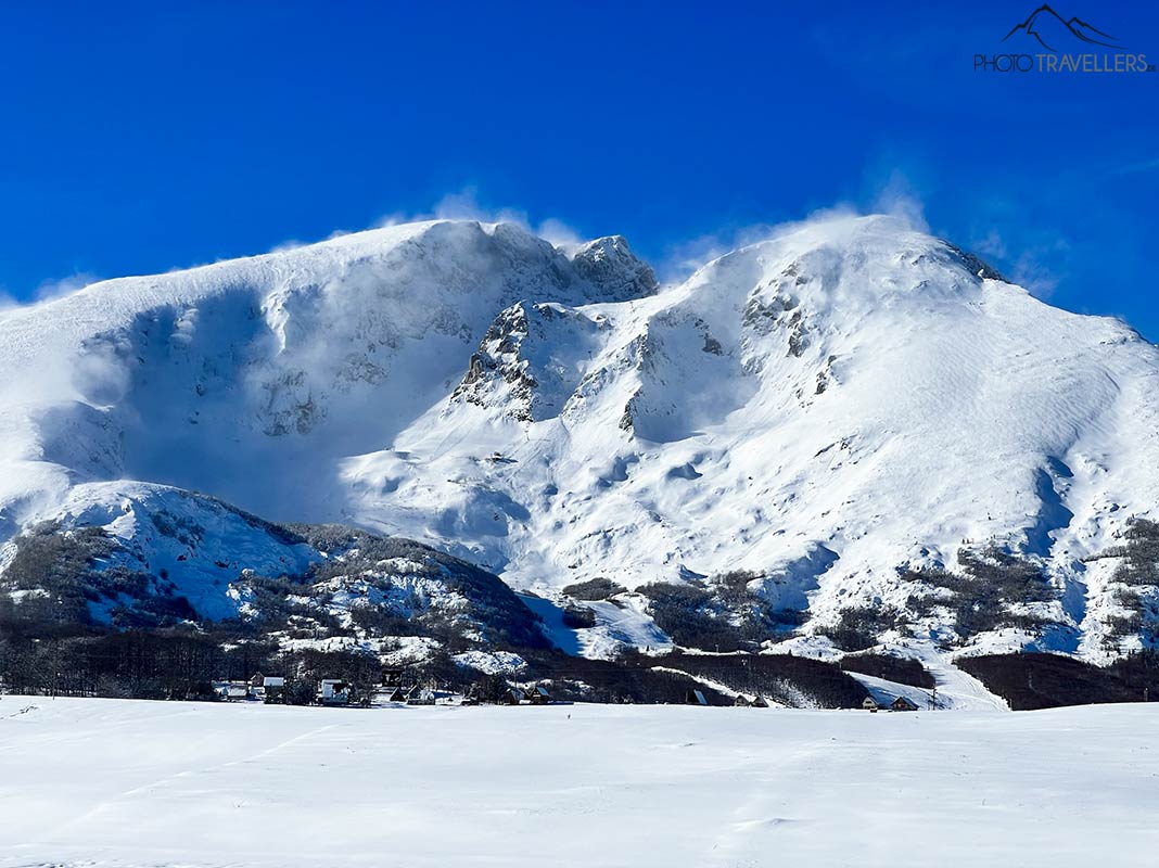 Berge im Winter im Durmitor-Nationalpark in Montenegro