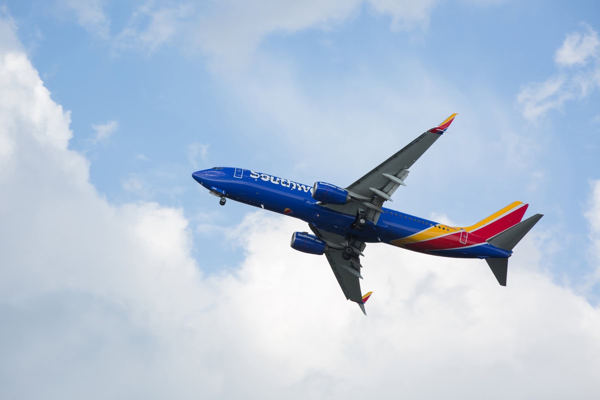 Southwest Rapid Rewards Business Credit Cards: New Limited-Time Offers 8 Southwest Airlines Adds Extra Flights for Football Games 1200x800 1