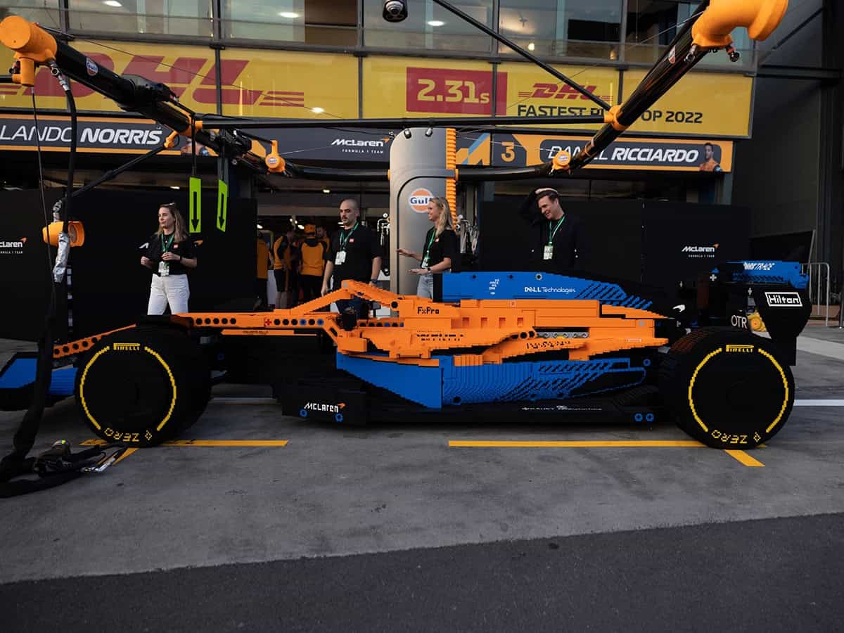 LEGO built a McLaren race car with 288,315 bricks