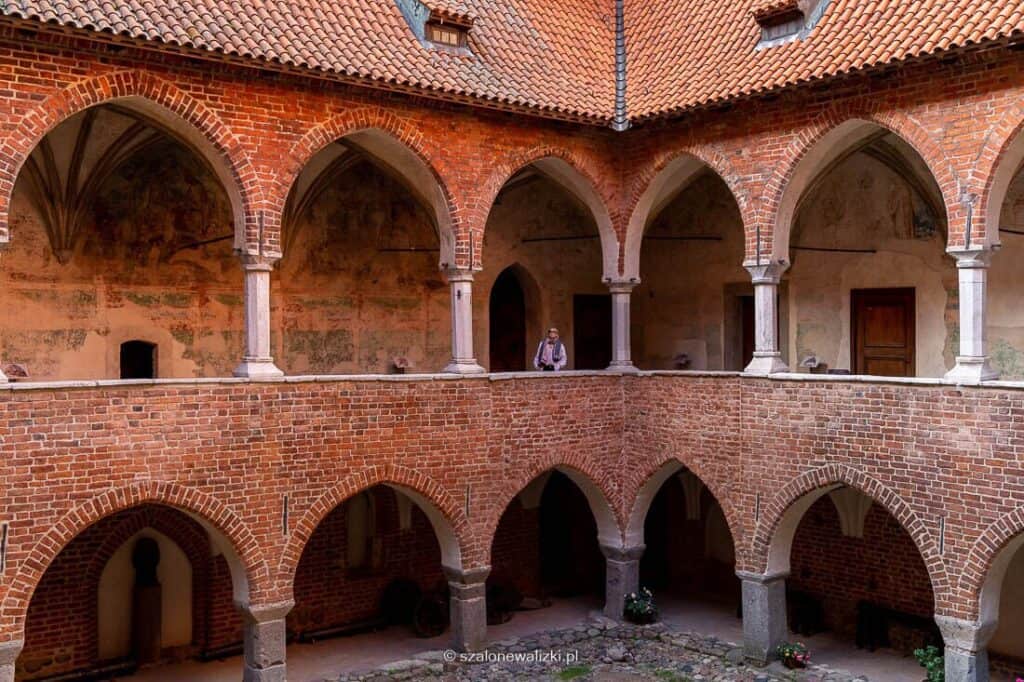 zamki gotyckie na Warmii i Mazurach