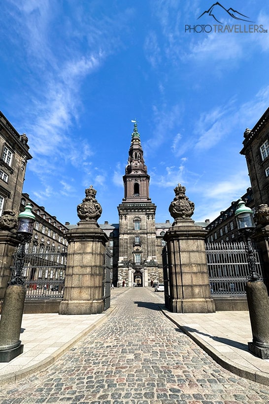 Der Blick auf Schloss Christiansborg mit dem Turm