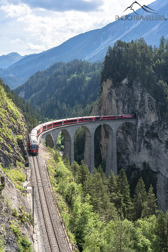 Blick auf das Landwasserviaduktin der Schweiz