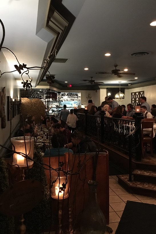 Das Restaurant Mezes in Toronto