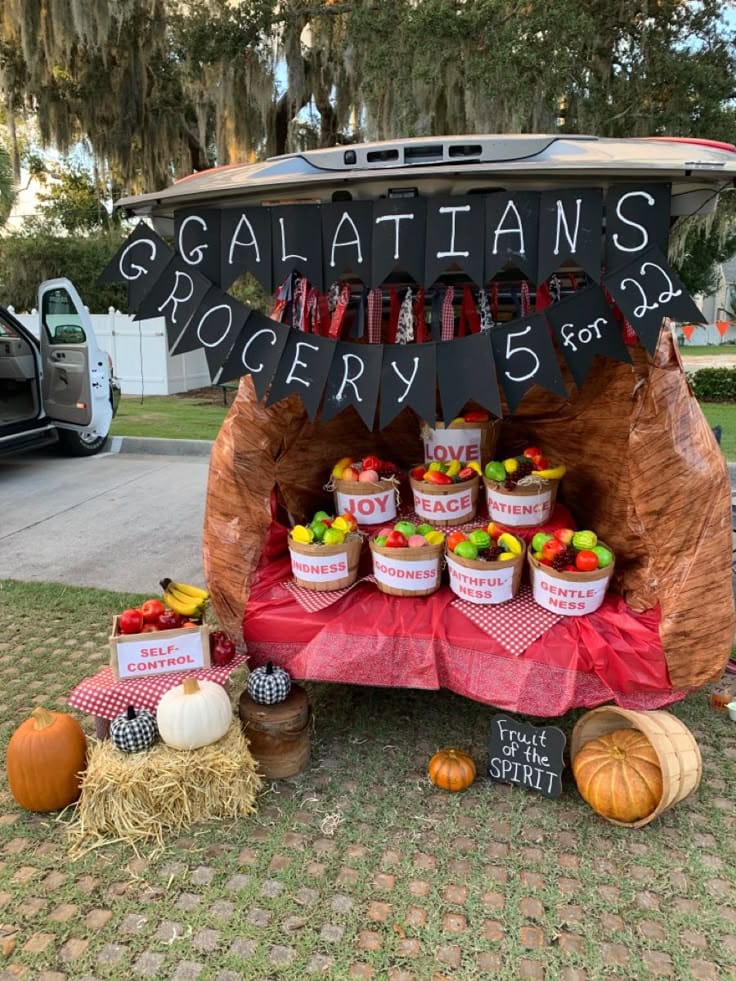 Harvest Festival Vibe trunk or treat ideas