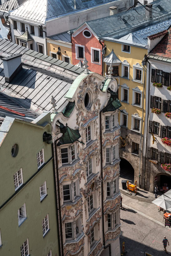 Das Hölblinghaus mit seinem aufwändigen Stuck