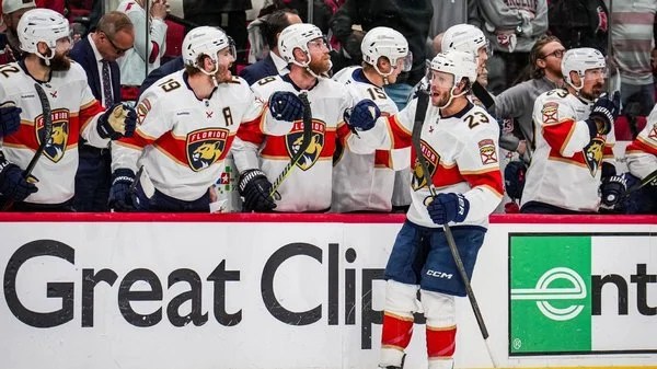 Florida Panthers Secure Spot in Stanley Cup Final: A New Legacy - Thumbnail