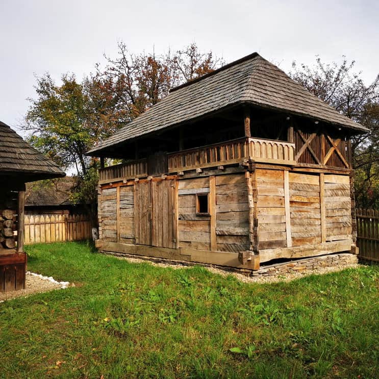Muzeul Golești - exterior