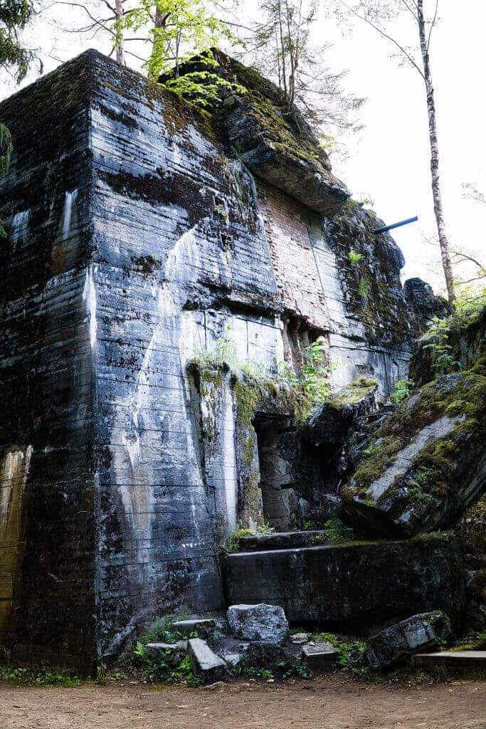 Wolfsschanze - Wolf's Lair