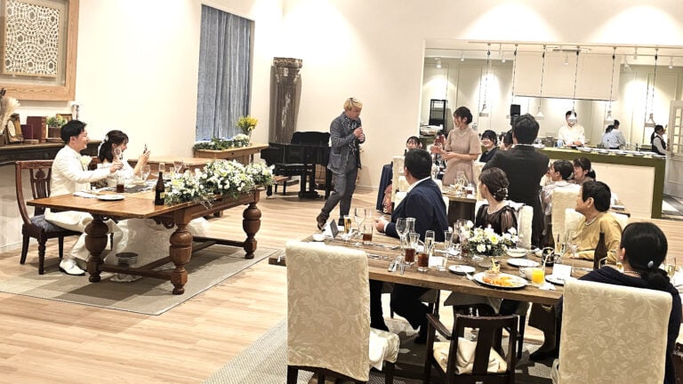 結婚式・プライベートパーティのみなさまへ:出張マジシャン コンプレッサー 3 披露宴 余興 マジックショー