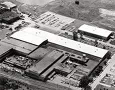 wheelabratorThumb Aerial view of The History Museum showcasing historic building exteriors and surrounding grounds.