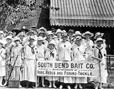 SBBait_Thumb South Bend Bait Co. vintage fishing tackle and outdoors supplies, historic black and white photo.