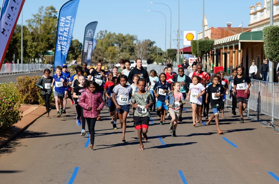 Local kids - Leonora Golden Gift 2019